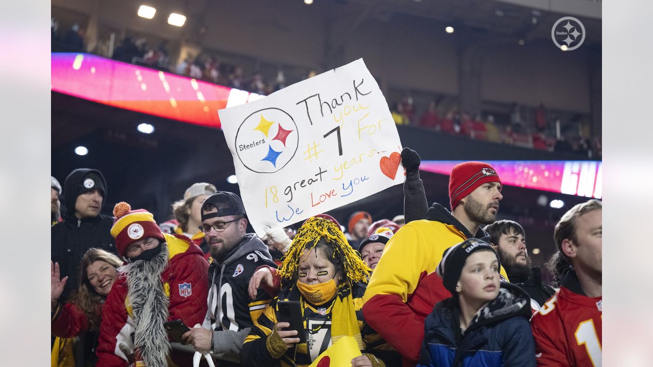 Steelers fans show love for KC receiver - The Iola Register