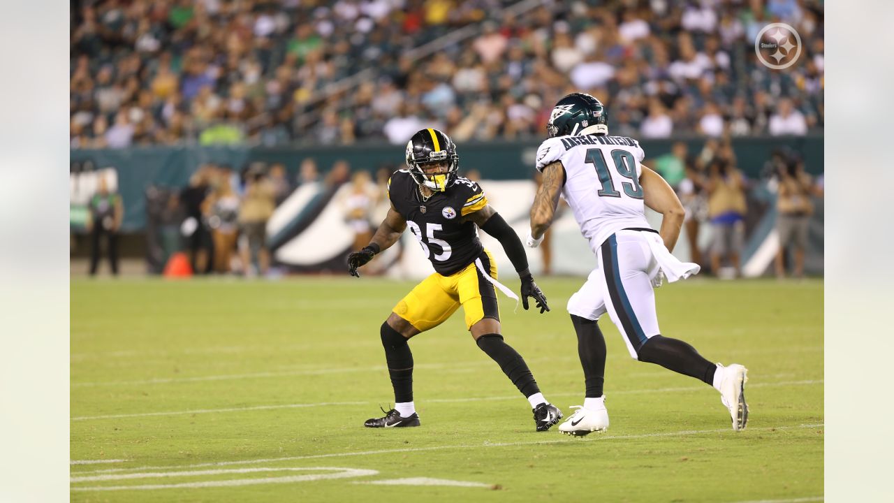 PHOTOS: Defensive highlights from Preseason Week 1 at Eagles