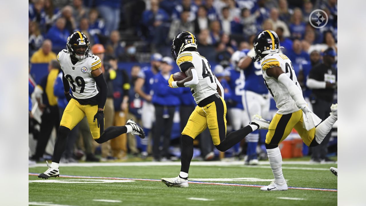 PHOTOS: Feature frames - Steelers at Colts