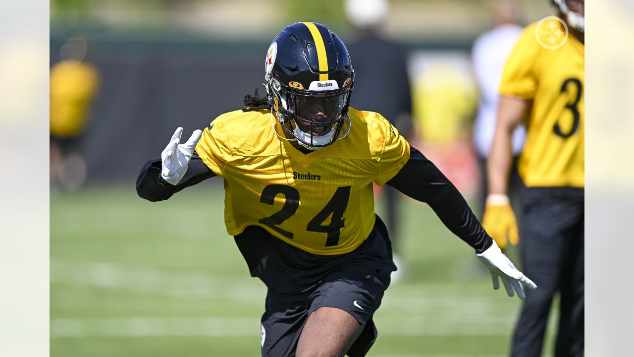 Joey Porter Jr.'s first day of Steelers rookie minicamp includes old  terrain, new challenges