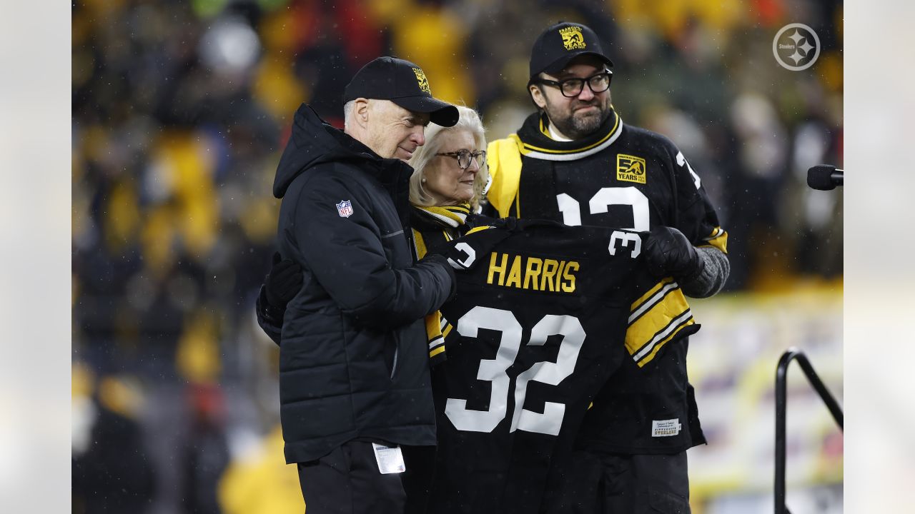 An immaculate number: Pittsburgh Steelers to retire the No. 32