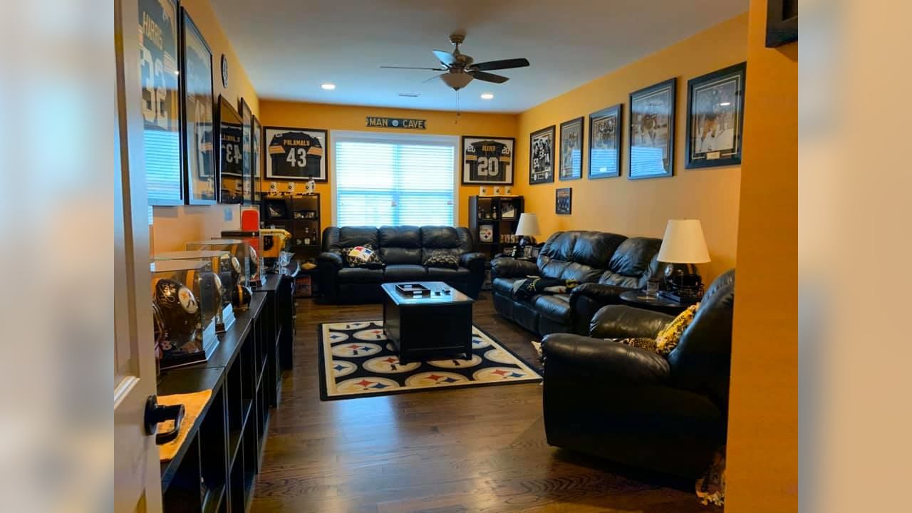 Steelers man cave : steelers