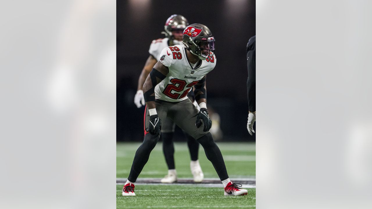 Steelers officially sign S Keanu Neal