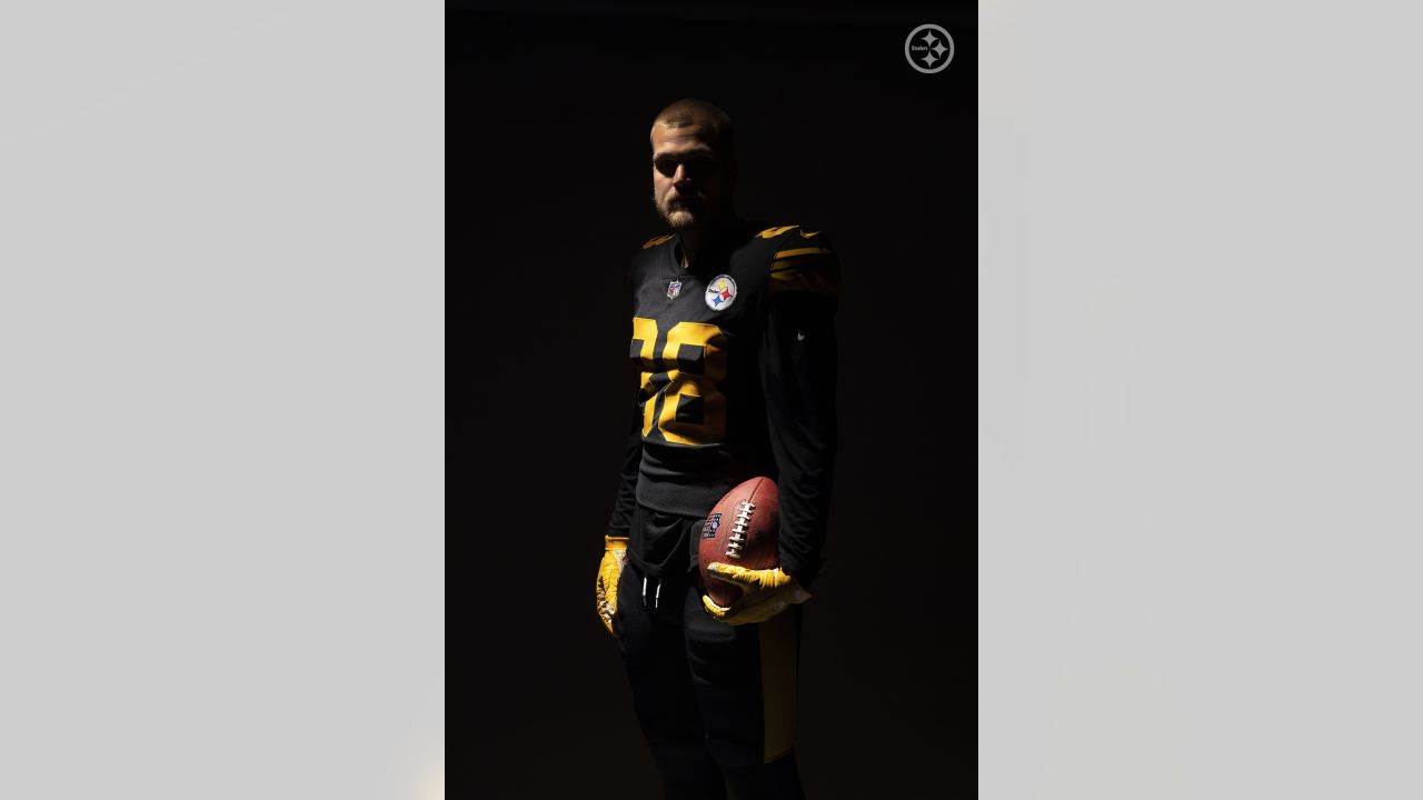 Pittsburgh Steelers Will Wear Color Rush Uniforms In 2021 – SportsLogos.Net  News