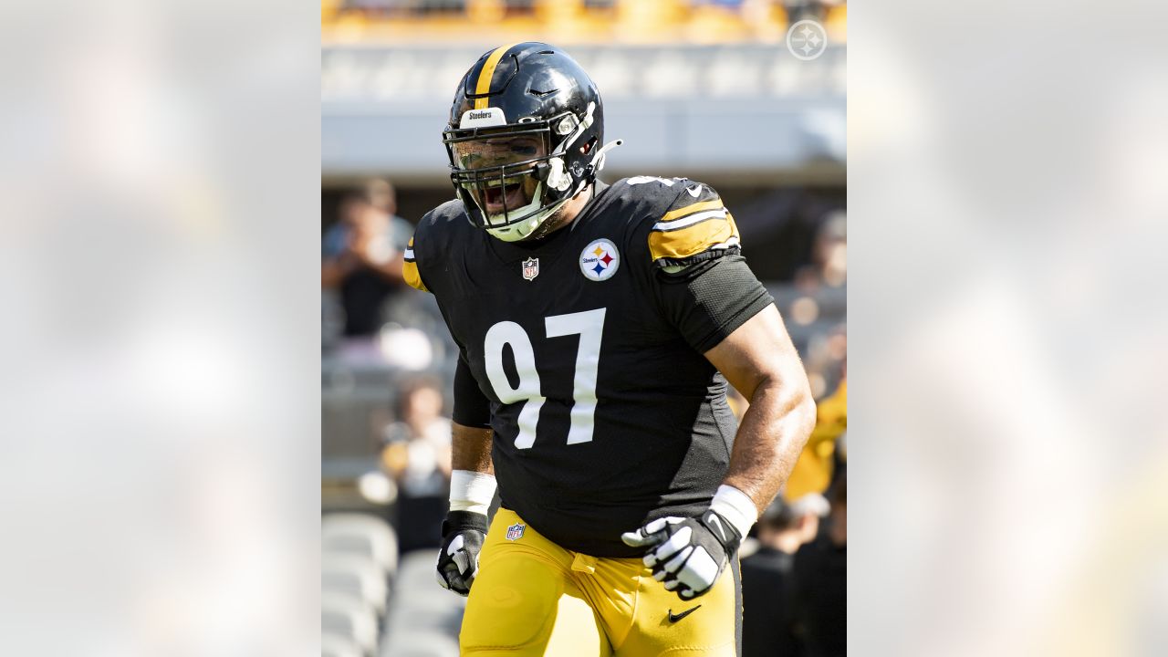 Pittsburgh Steelers defensive tackle Cameron Heyward (97) during warmups of  the Steelers 26-20 preseason win over the Detroit Lions at Heinz Field on  August 21, 2021 in Pittsburgh. Photo by Archie Carpenter/UPI