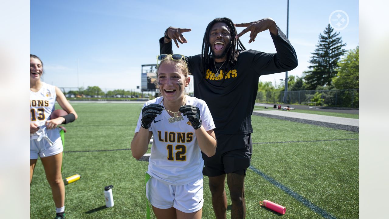 Steelers Depot 7⃣ on X: PHOTOS: 2023 Girls Flag Football - Week 5 #Steelers    / X