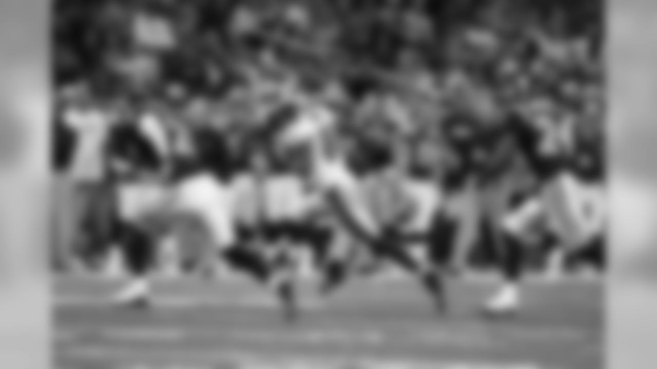 Dec. 21, 2008 -- 49ers wideout Isaac Bruce.
