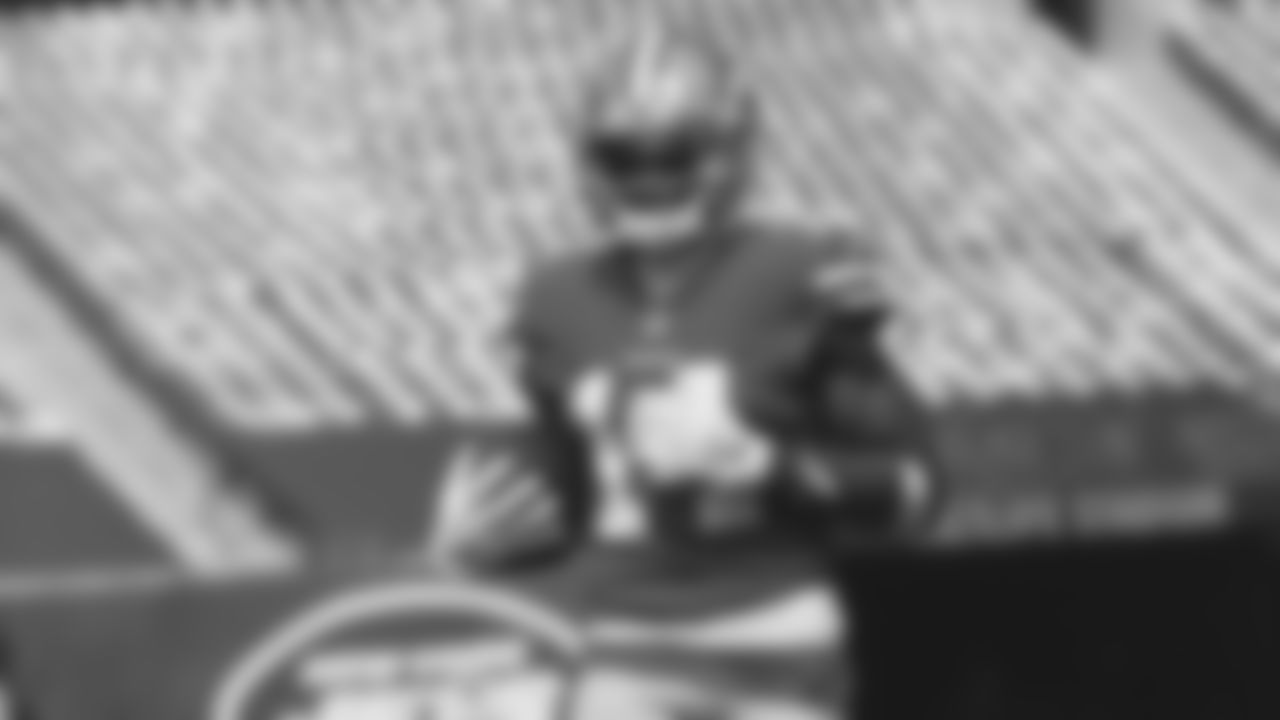 WR Mohamed Sanu