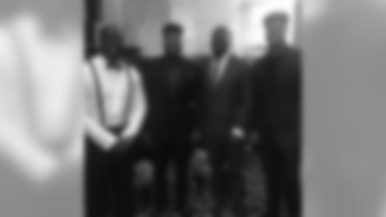 49ers defensive linemen at Glenn Dorsey's wedding