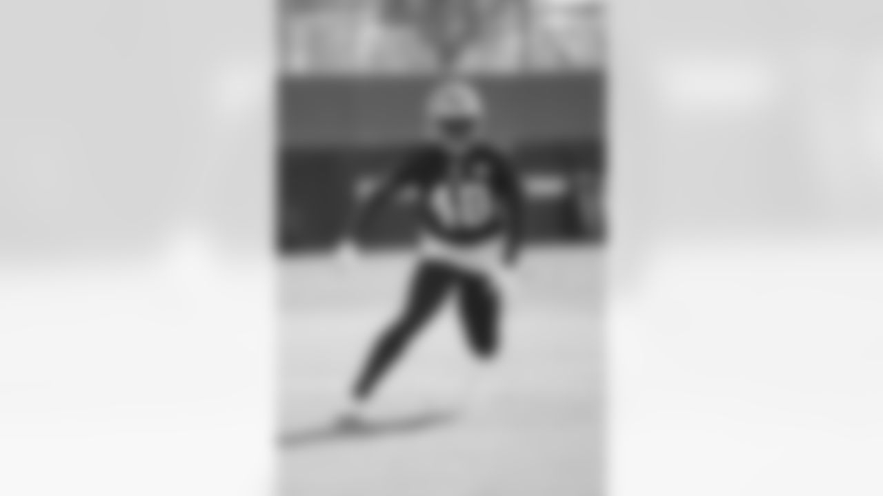 LB Oren Burks
