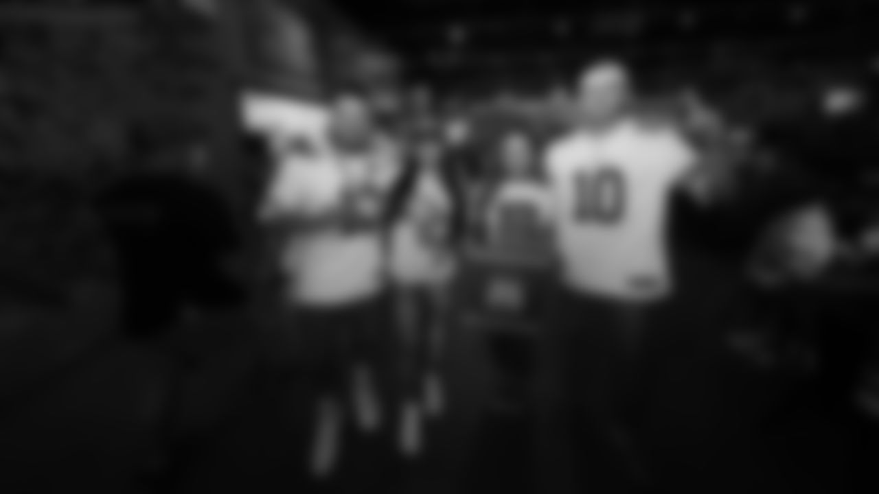 49ers Invasion Presented by Zenni