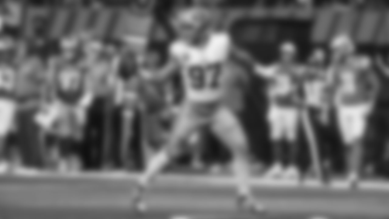 DL Nick Bosa