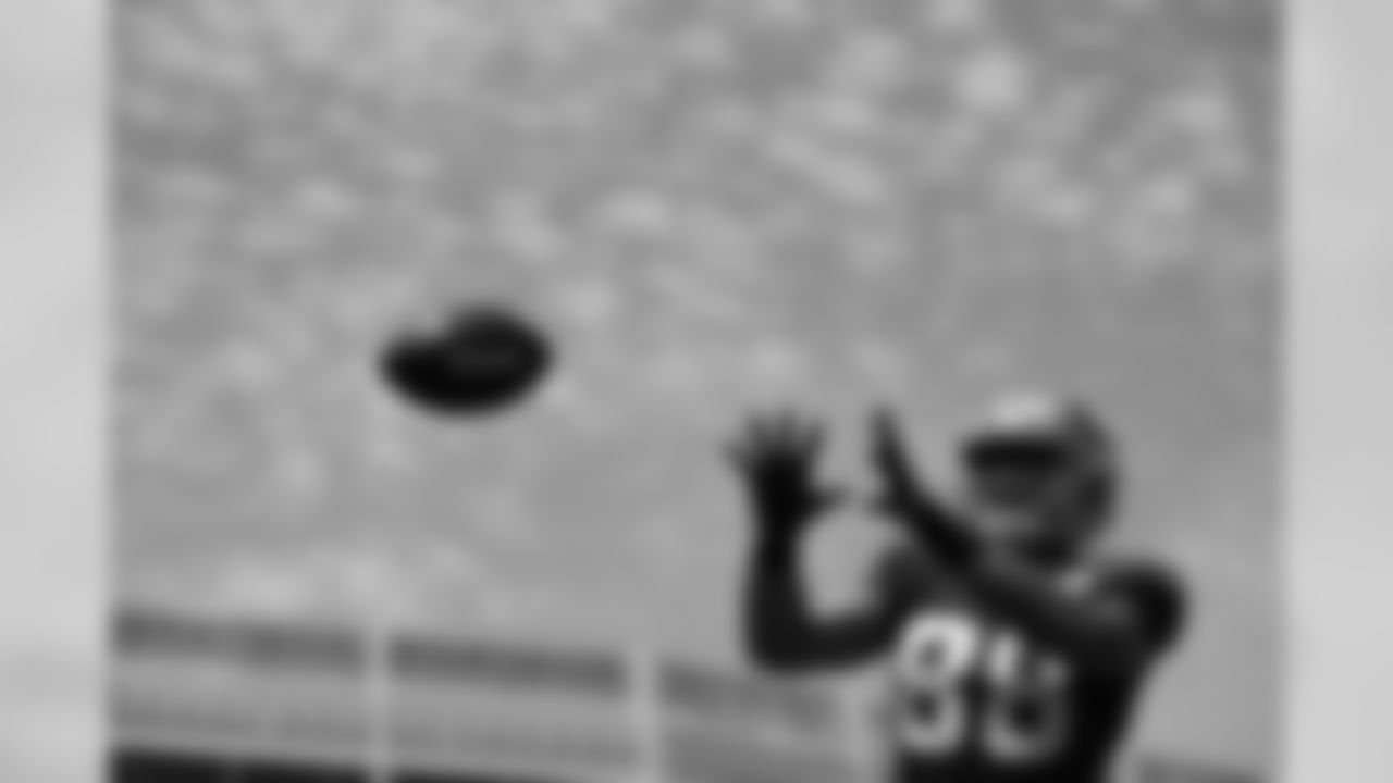 TE Garrett Celek