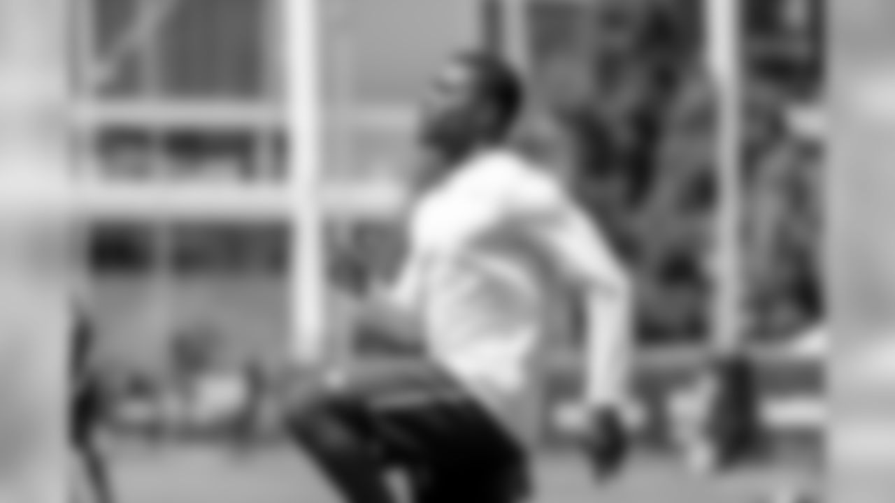 DB Jimmie Ward