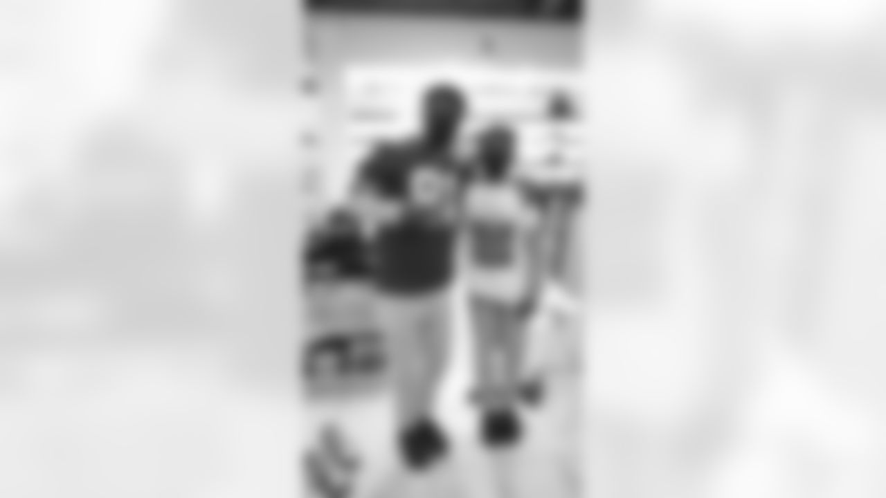 WR Trent Sherfield