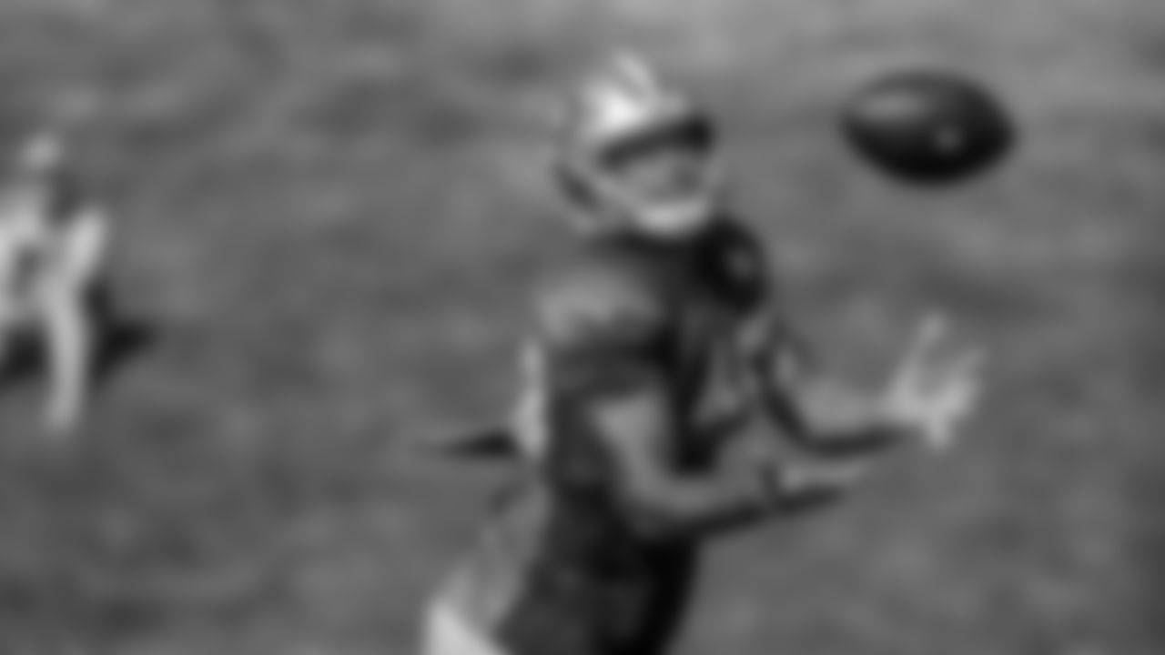 TE Tyree Mayfield