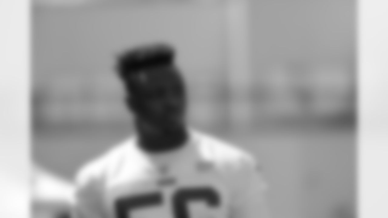 DL Samson Ebukam