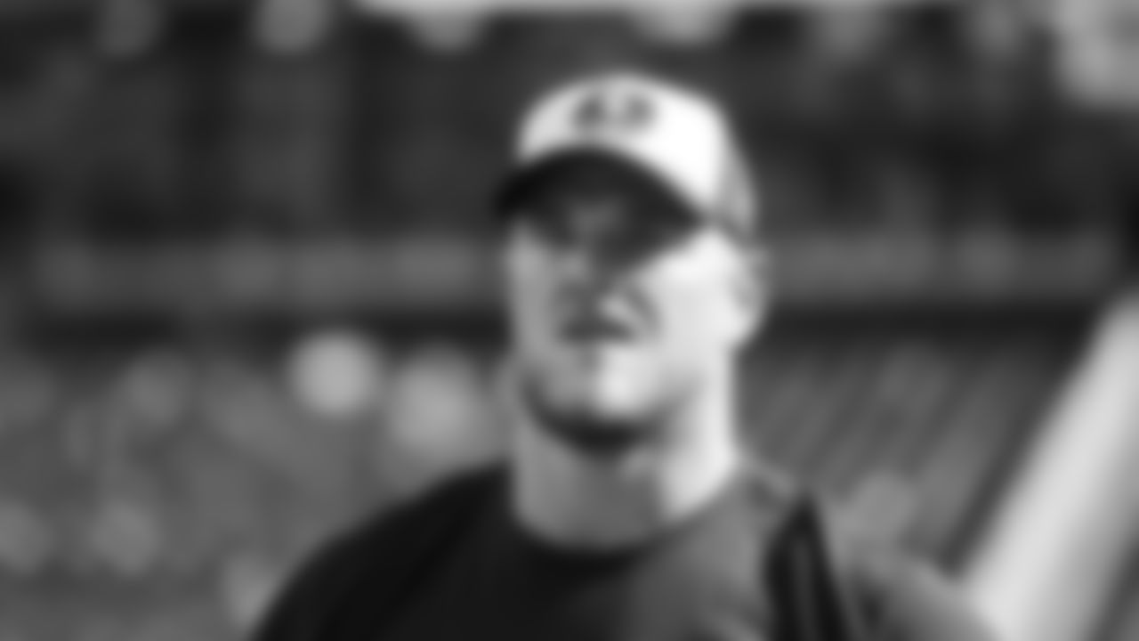 T Mike McGlinchey