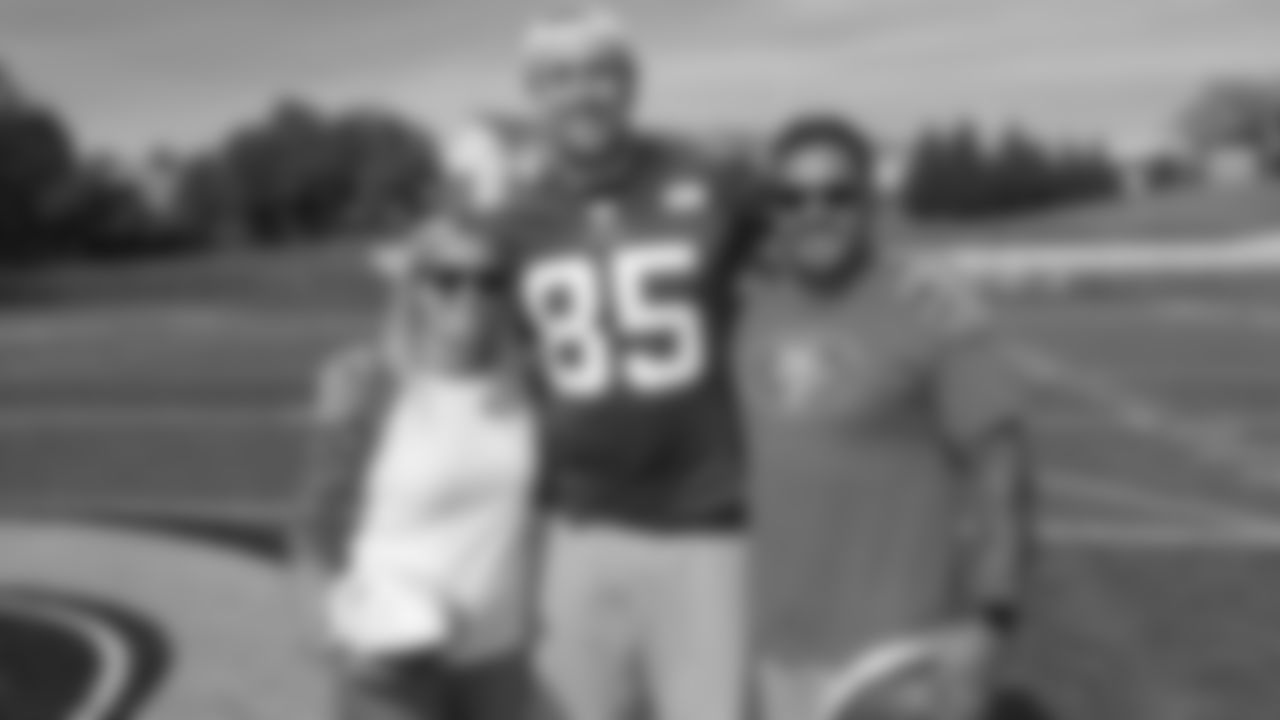 49ers & United Airlines take Veterans on the Road to our Nation's Capital