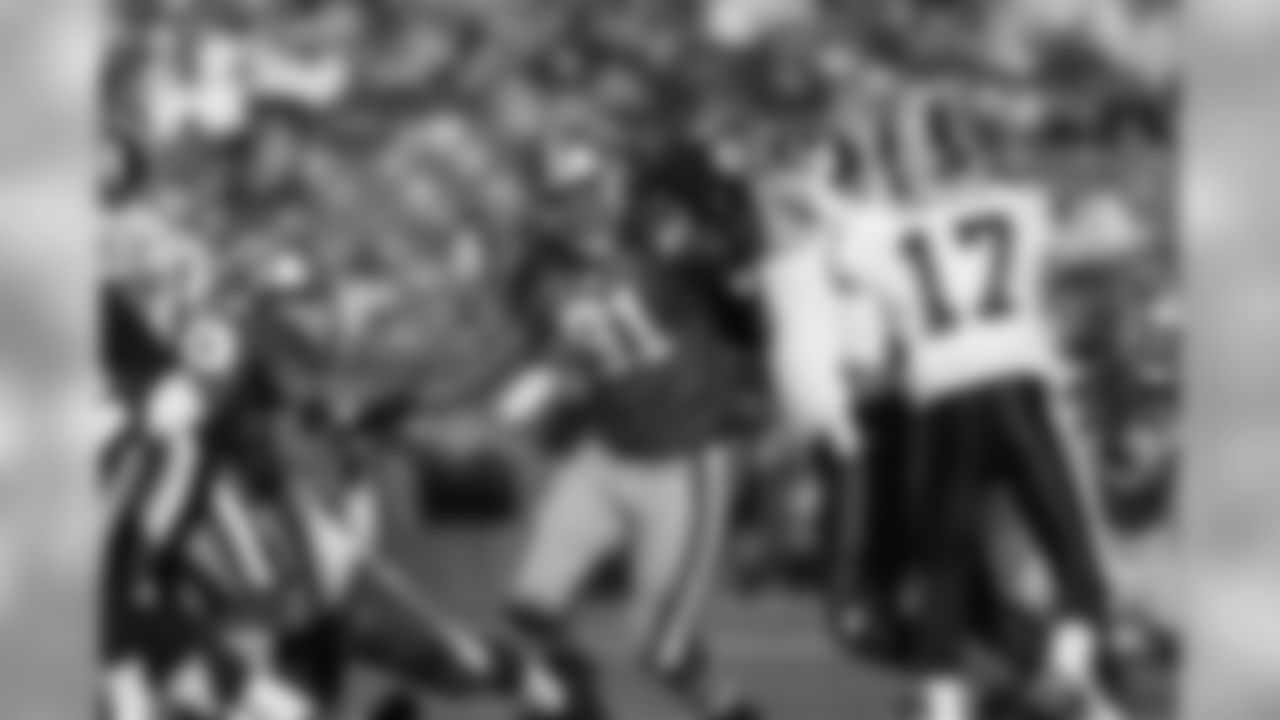 2008 -- 49ers defensive tackle Ray McDonald.