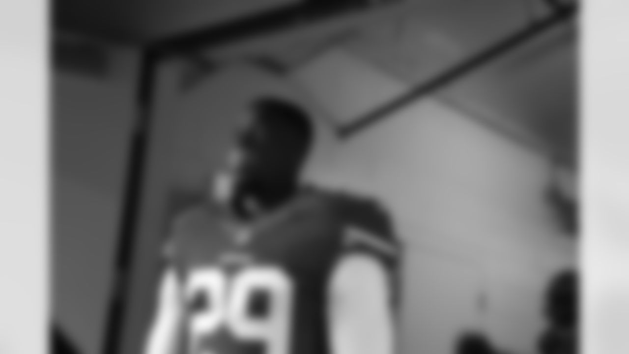 S - Jaquiski Tartt