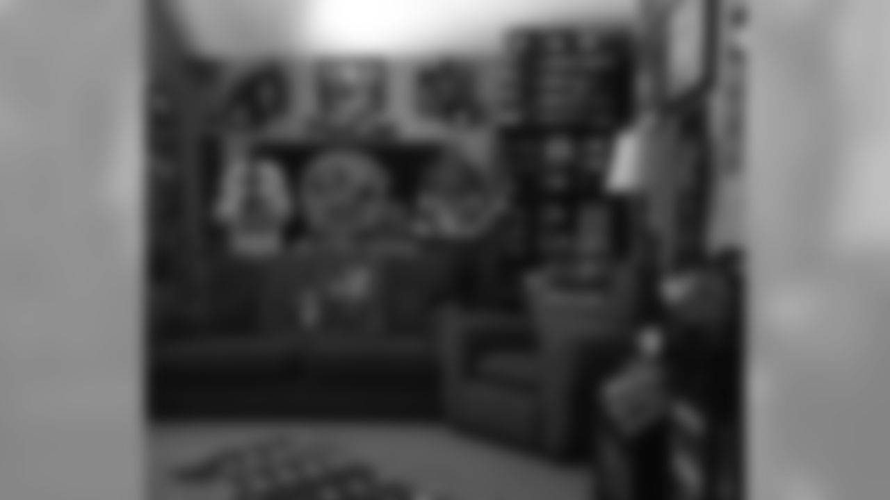 Bryan's #49ersFanCave in Houston, TX