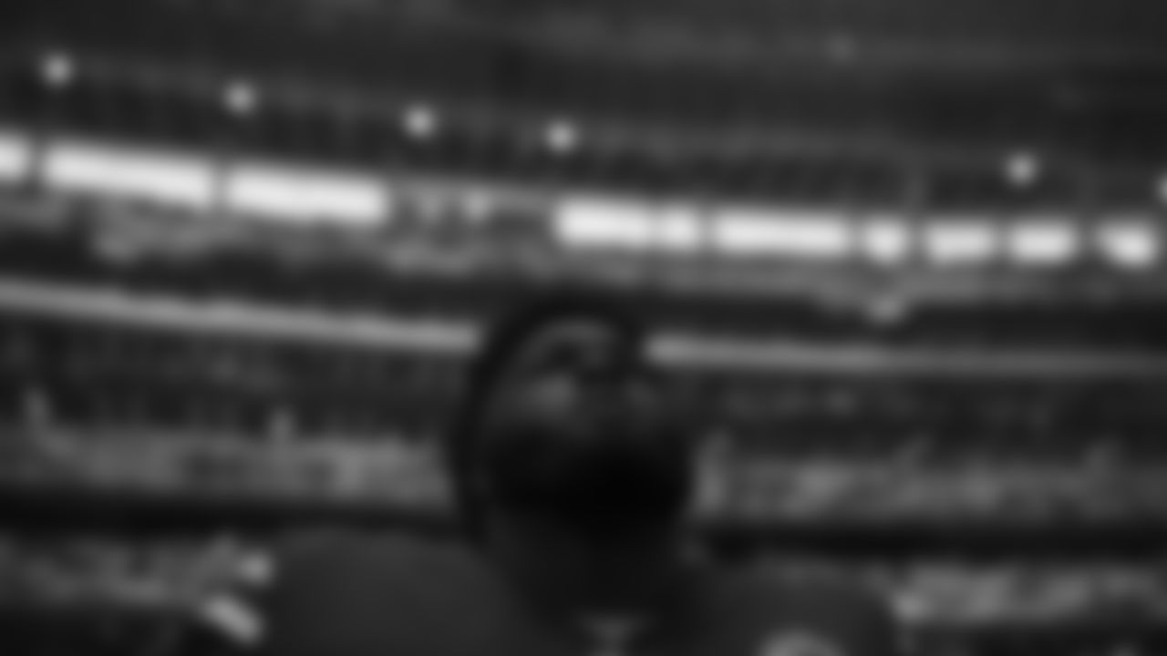 DL D.J. Jones