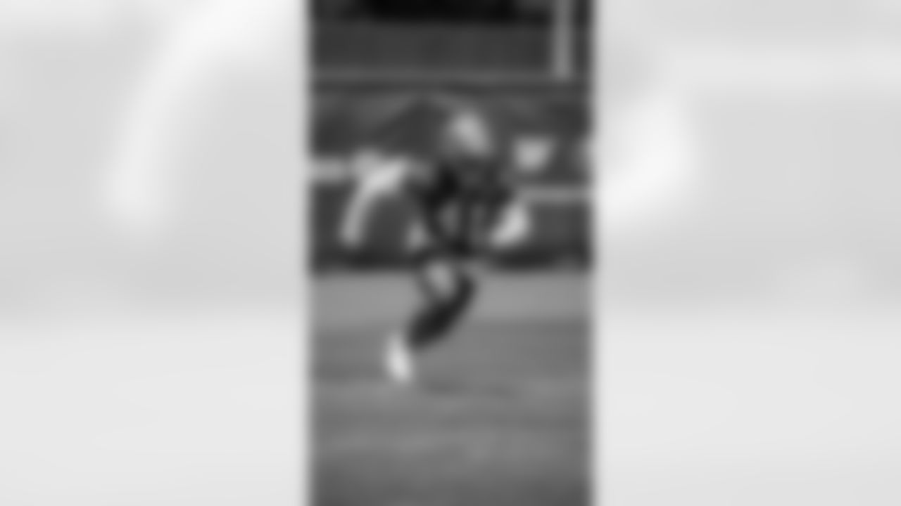 RB Jordan Mason