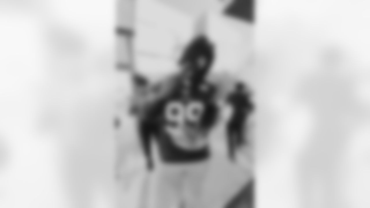 DT Javon Kinlaw