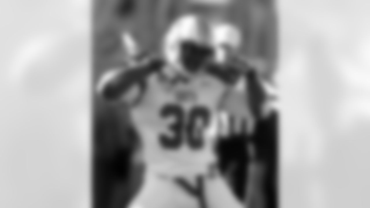 DL Dee Ford, Auburn