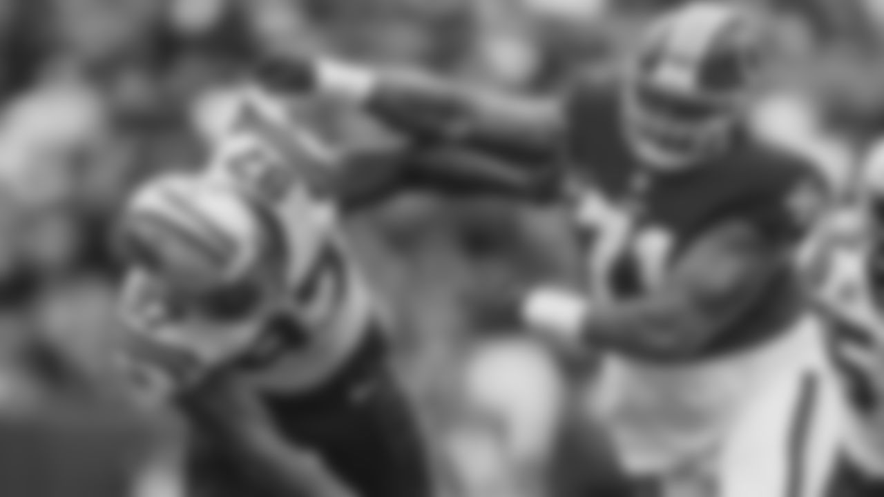 OT Trent Williams