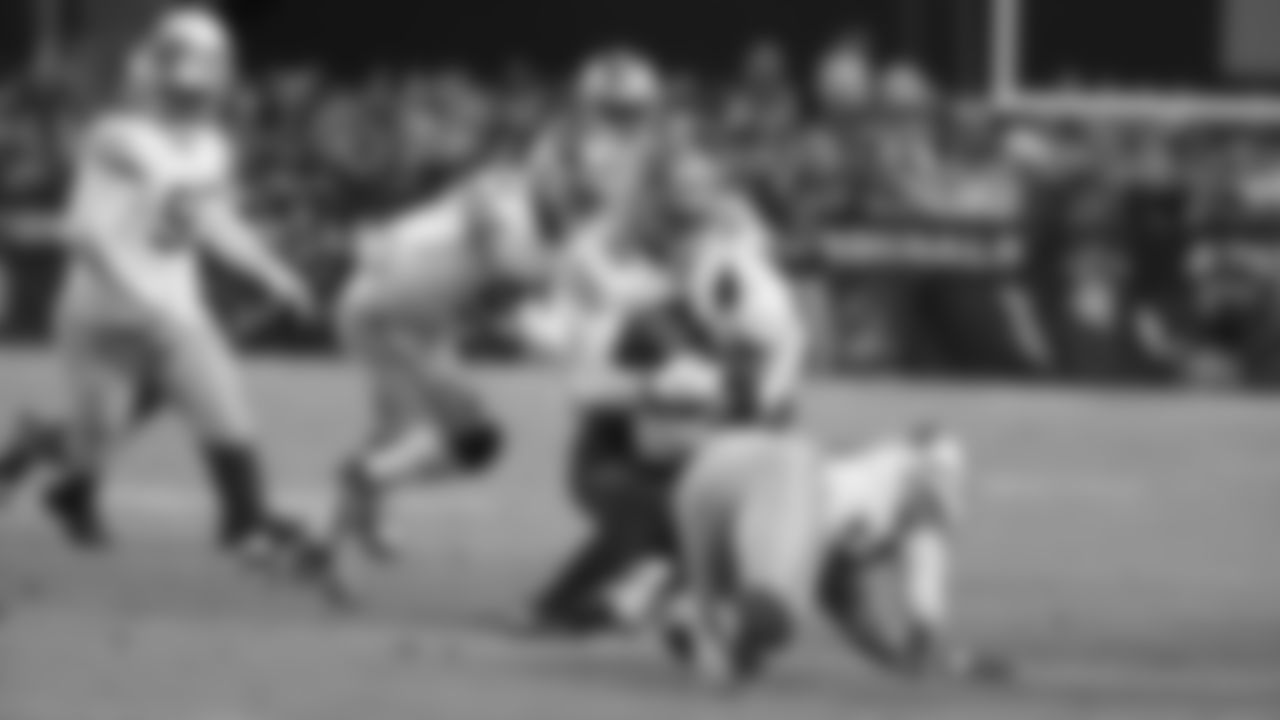 DL DeForest Buckner