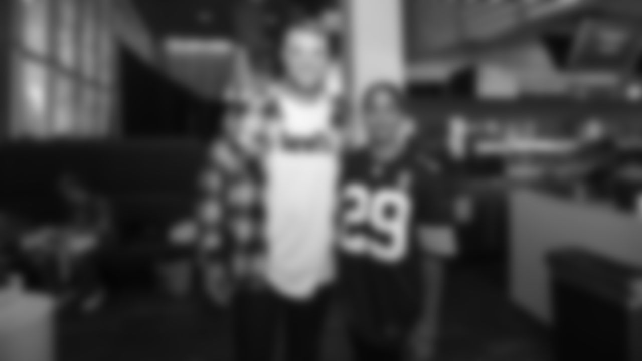 T Mike McGlinchey, Jaap