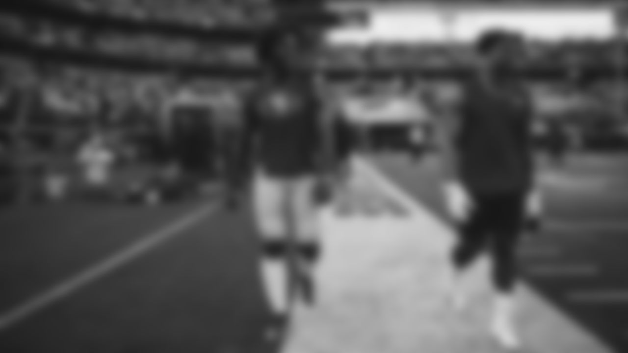 LB Azeez Al-Shaair, LB Dre Greenlaw