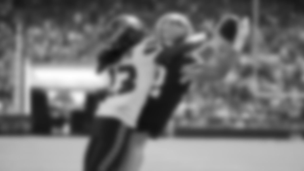 TE Ross Dwelley
