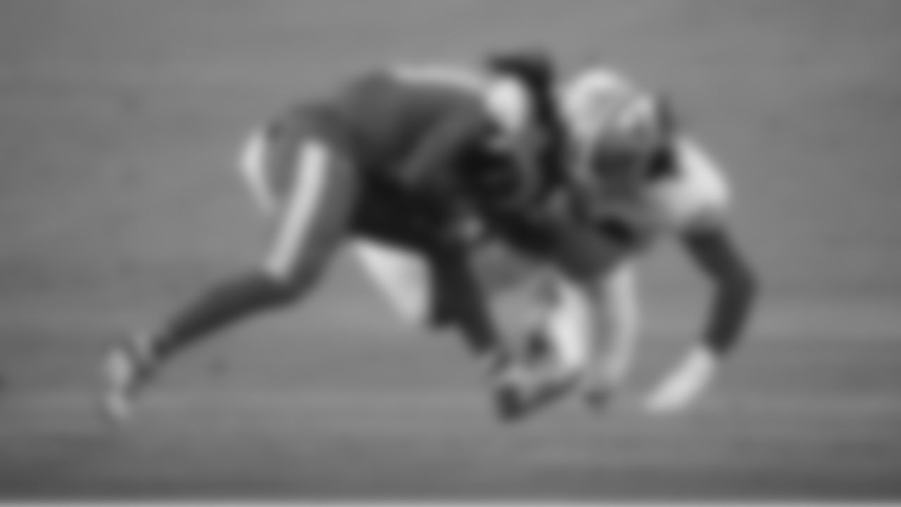 LB Fred Warner