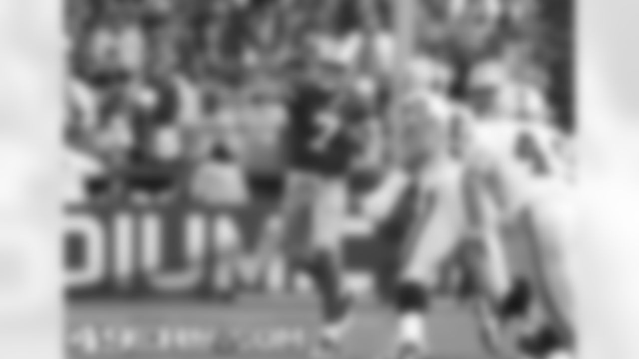 QB Colin Kaepernick