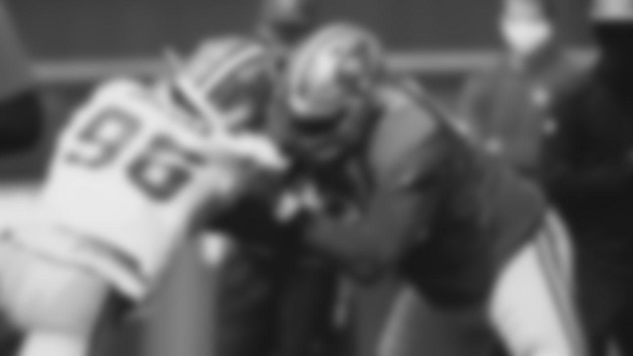 DL Dion Jordan and OL Jaryd Jones-Smith