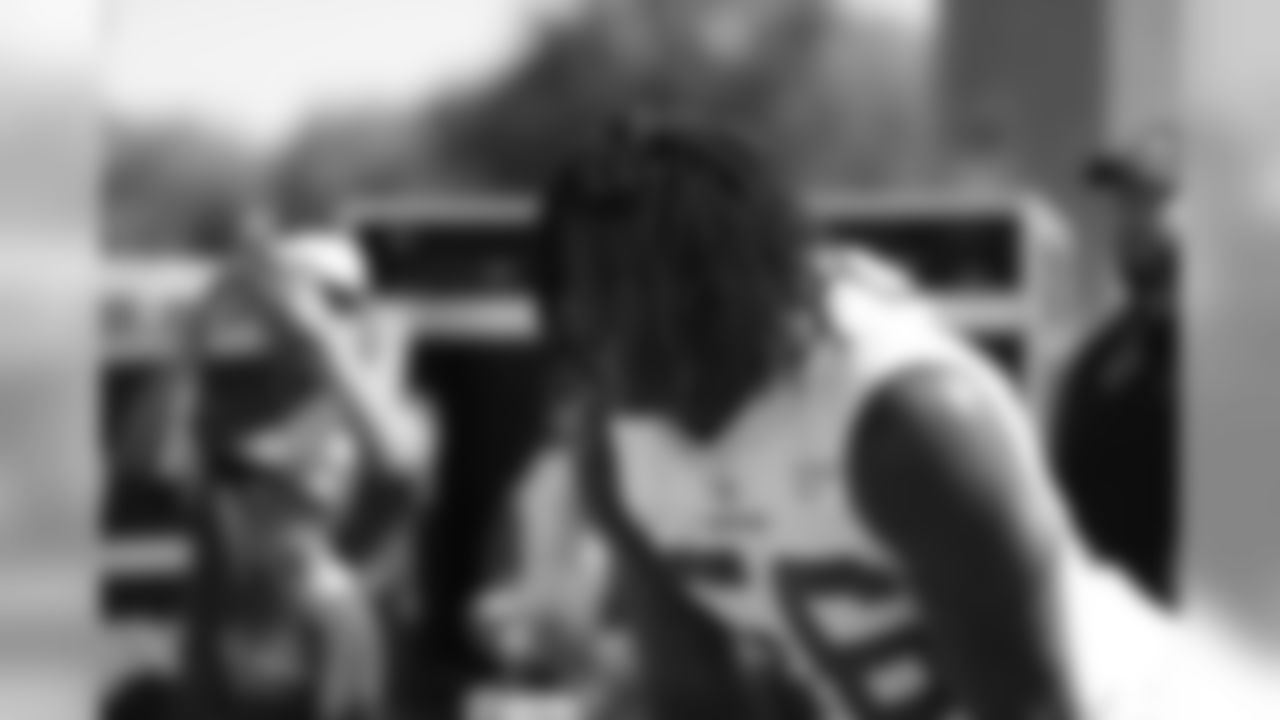 LB Reuben Foster