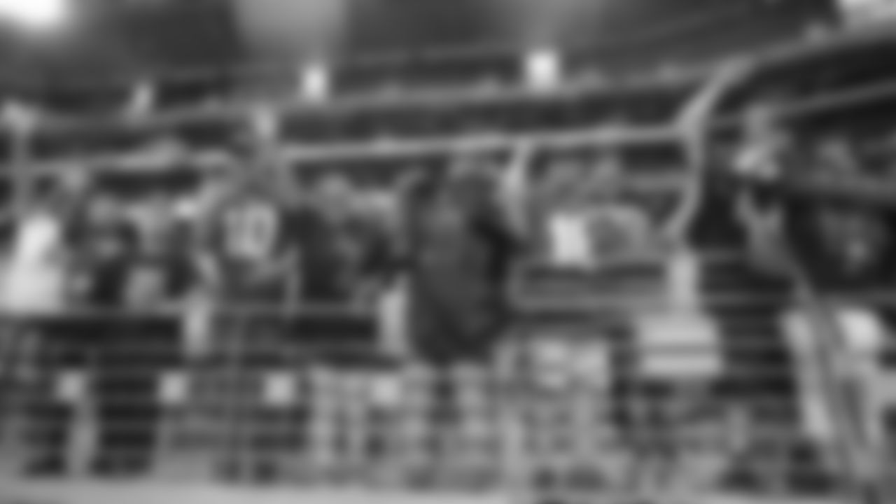 _10300_AZ_49ERS_19
