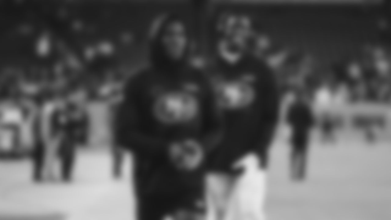 DB Jimmie Ward, S Jaquiski Tartt