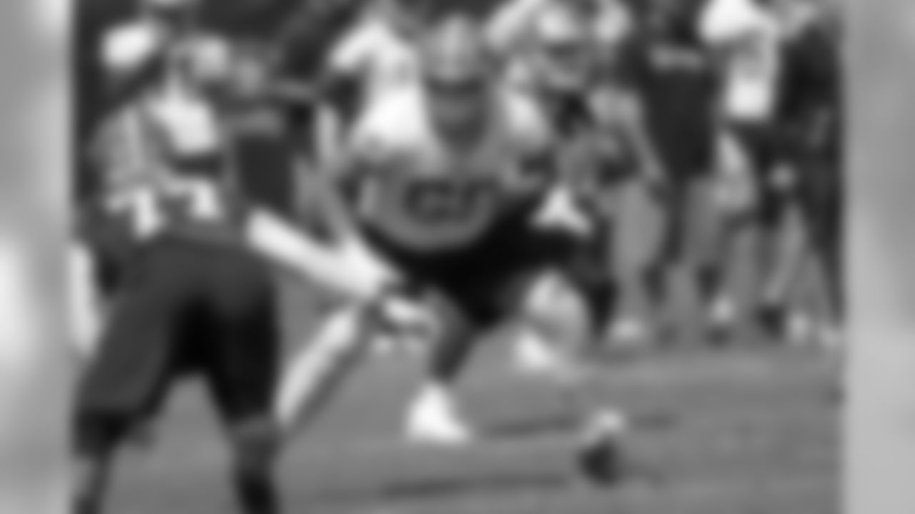 T Mike McGlinchey