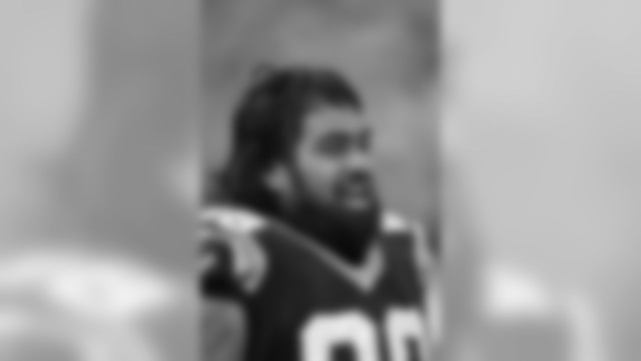 NT - Star Lotulelei - No. 98