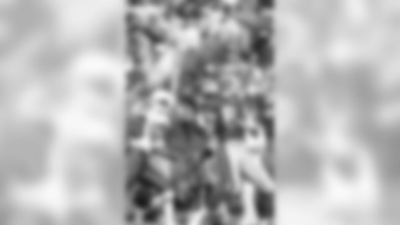 1993 -- 49ers wide receiver Jerry Rice and Cardinals defensive back Robert Massey.