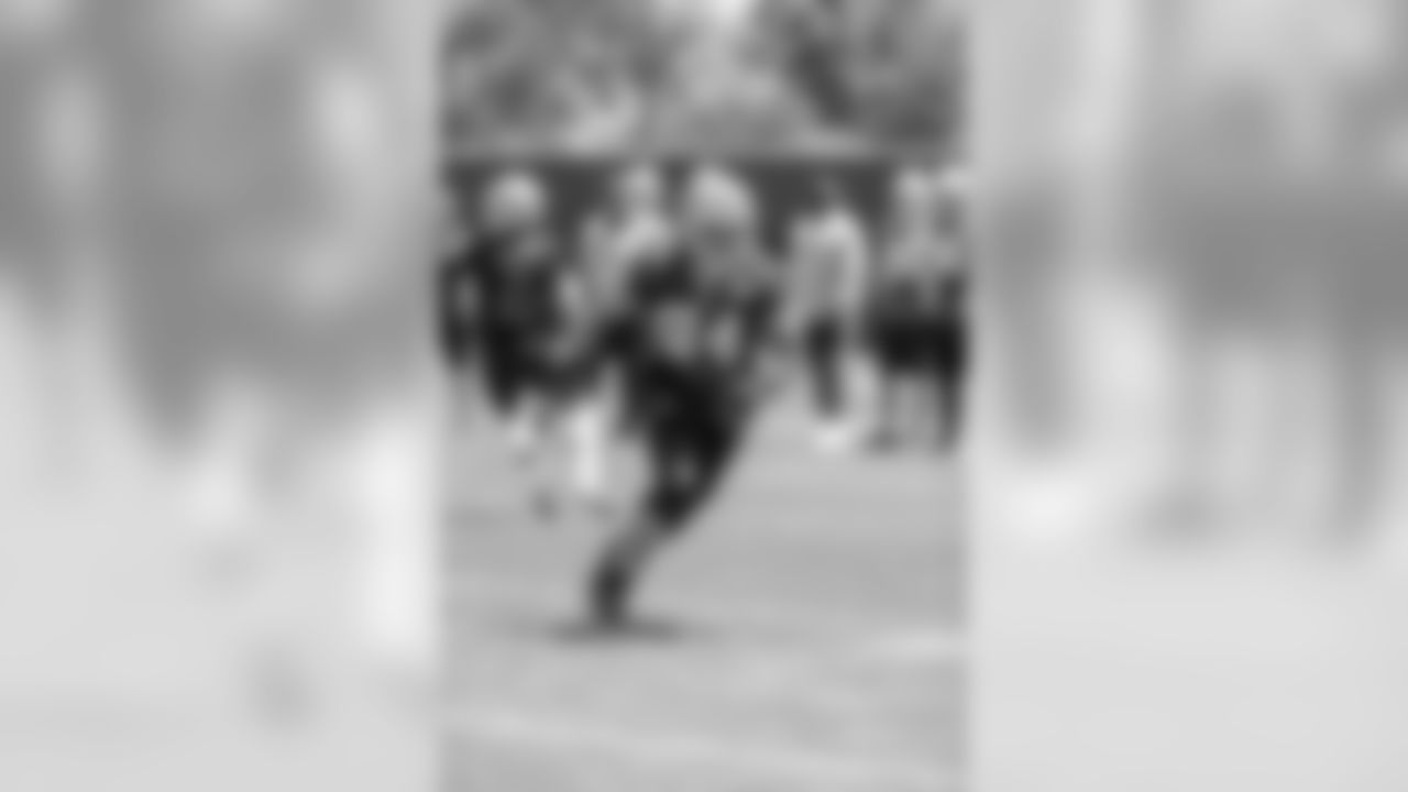 TE Blake Bell