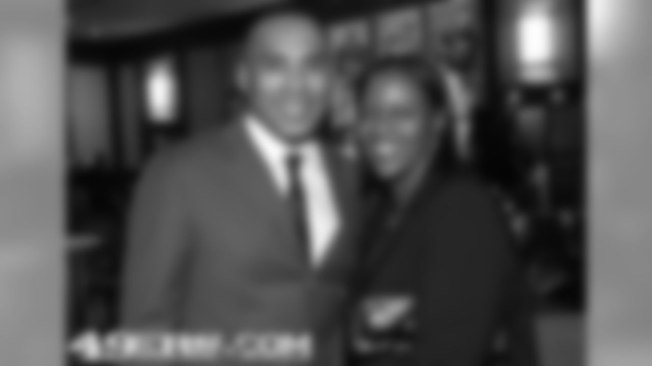 Roger Craig and his wife Vernessia