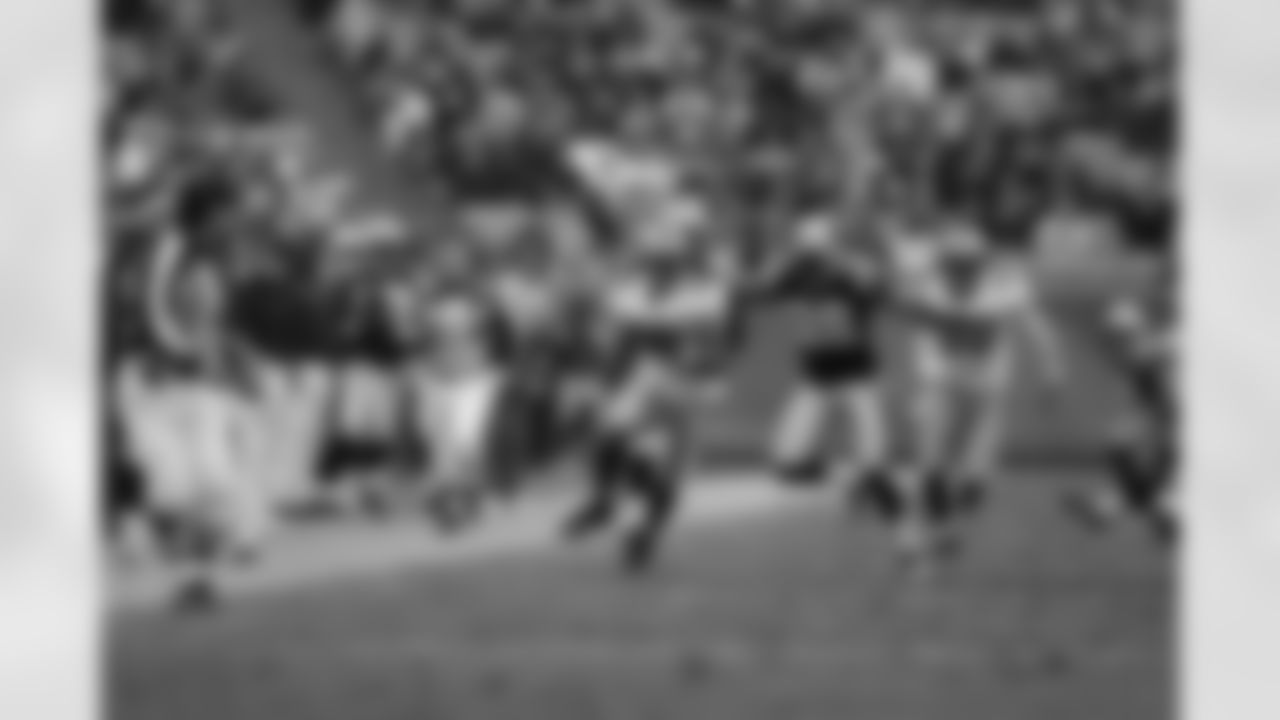 2007 -- 49ers cornerback Nate Clements.