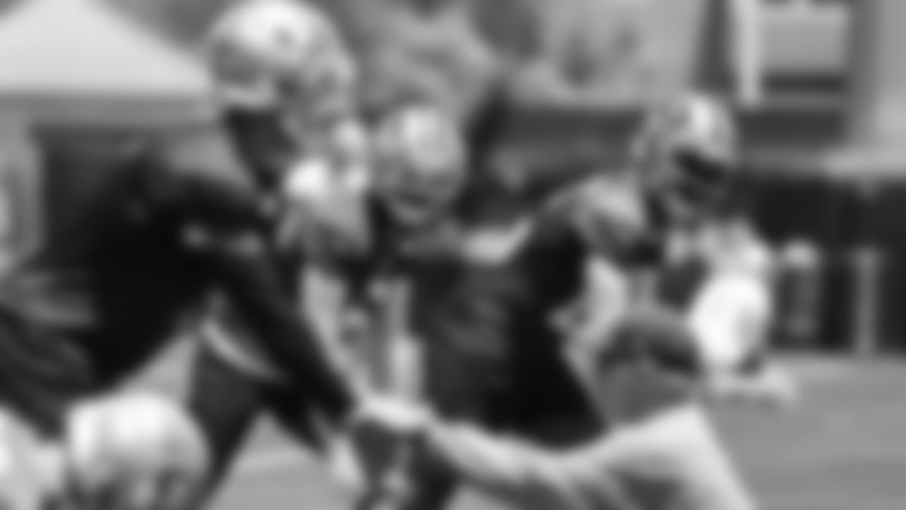 WR Danny Gray, WR Jauan Jennings