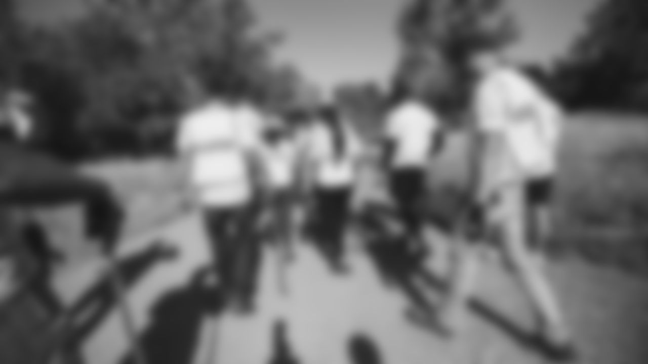 Azeez Al-Shaair and Front Office Staff Participate in Creek Clean-Up
