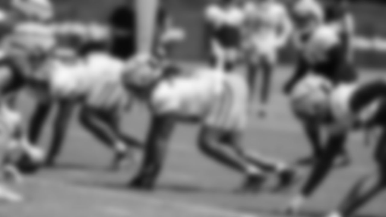 DL Kalia Davis